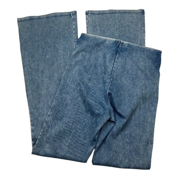 Good American Soft Sculpt Pull On Flare Jeans Size M - Picture 6 of 14